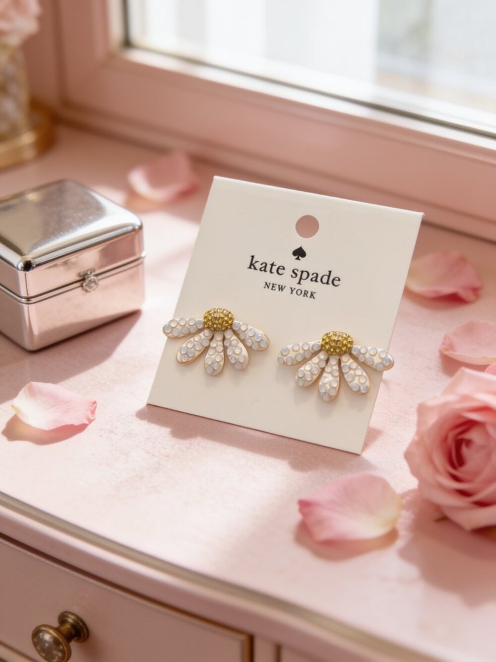 Dazzling Daisy Statement Studs
